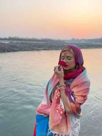 Kitty the Flight Attendan / kittyflightattendant nude photo #29