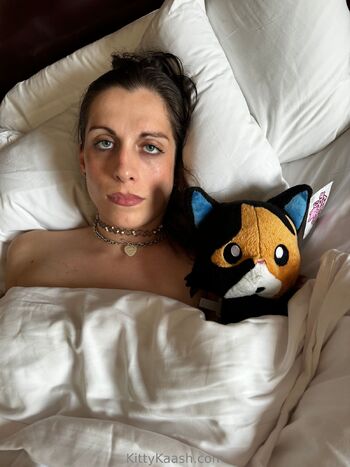 OnlyFans / kittykaash nude photo #21