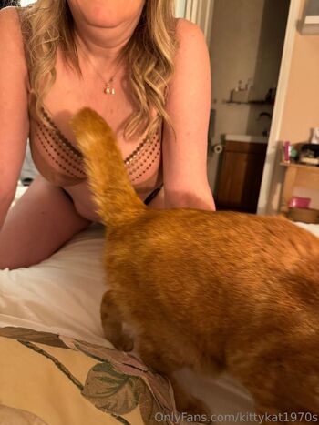 KittyKat1970 / kittykat1970s nude photo #13