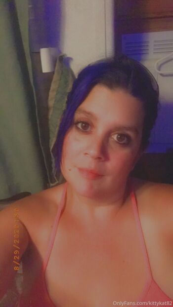 Ka / kittykat82 nude photo #8