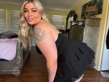 Kitty K Looking for BF / kittykfans nude photo #33