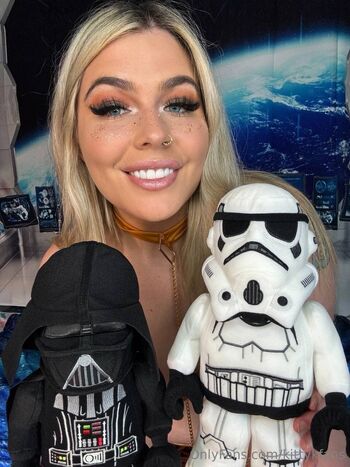 Kitty K Looking for BF / kittykfans nude photo #45