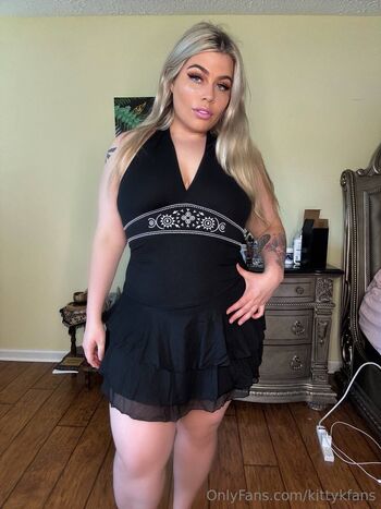 Kitty K Looking for BF / kittykfans nude photo #67