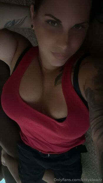 Seren / kittyklawzz nude photo #14