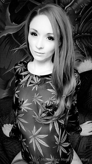 Kitty Mino / kittyminou nude photo #6