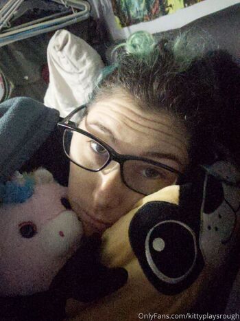 OnlyFans / kittyplaysrough nude photo #21