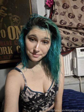 OnlyFans / kittyplaysrough nude photo #24