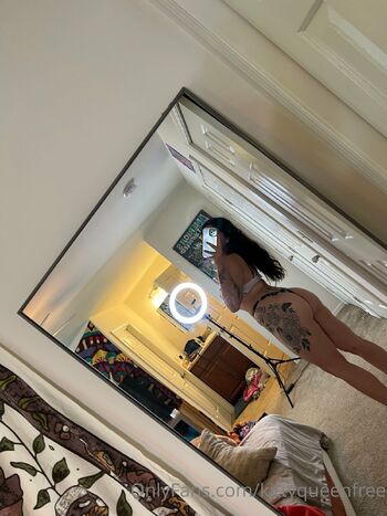 Kitty quee / kittyqueenfree / myyohmyaih / pajamapantqueen nude photo #3