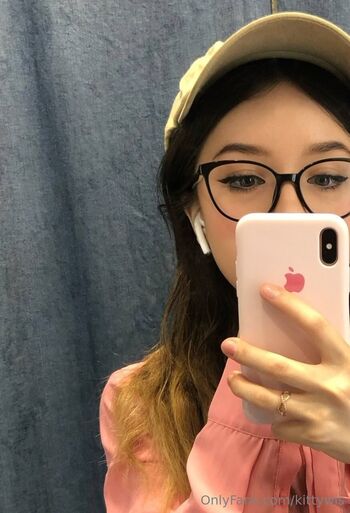 𝑳𝒊𝒍 𝑲𝒊𝒕𝒕𝒚 / kittywis nude photo #28