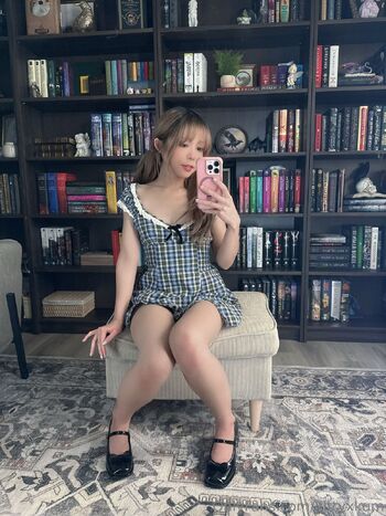 Kitty Ku / kittyxkum nude photo #1