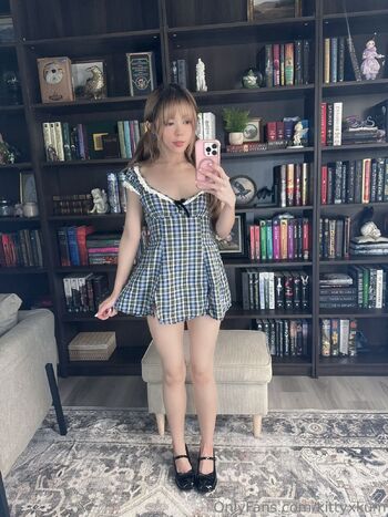 Kitty Ku / kittyxkum nude photo #6
