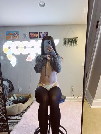 kiw / kiwisunsetvip nude photo #9