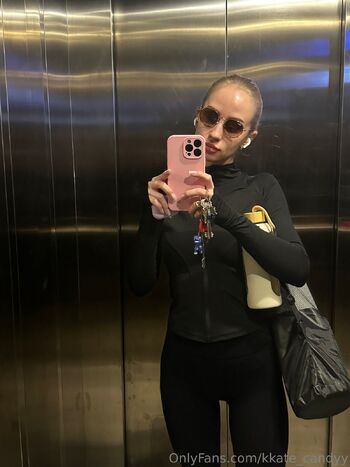 Kat / kkate_candyy nude photo #4