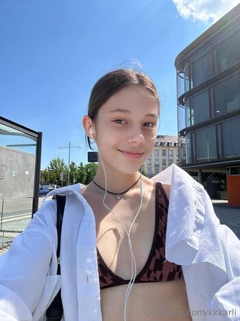 OnlyFans / kkkarli nude photo #29