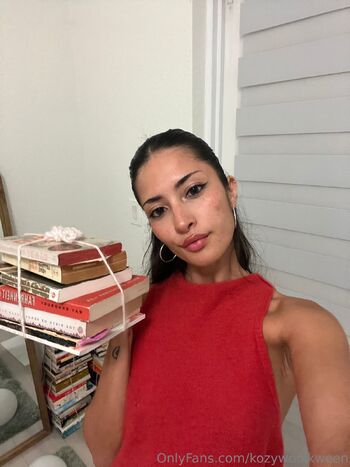Katerin / kozywoolkween nude photo #5