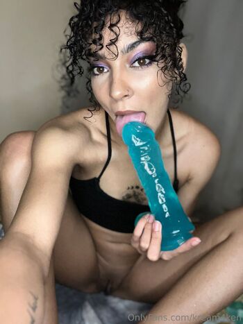 Kendra Renee / kream4ken nude photo #14