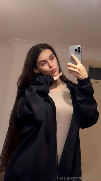 Kris Sierra / kriss_sierra nude photo #5