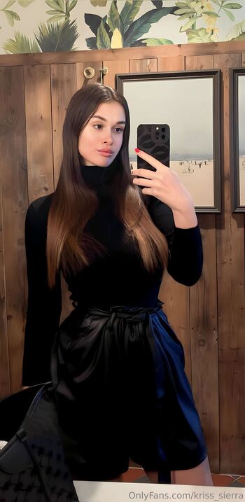 Kris Sierra / kriss_sierra nude photo #9