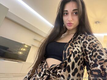 Kriss Kiss / krisskiss69 nude photo #10