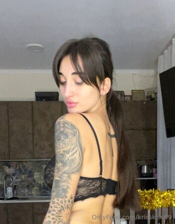 Kriss Kiss / krisskiss69 nude photo #24
