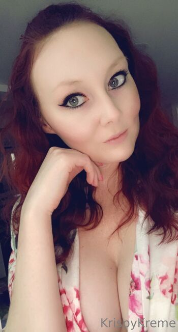 KrispyKrem / kristinaann1031 nude photo #25