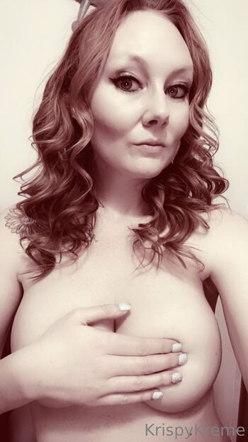 KrispyKrem / kristinaann1031 nude photo #27
