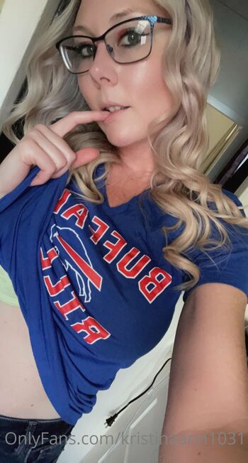 KrispyKrem / kristinaann1031 nude photo #30