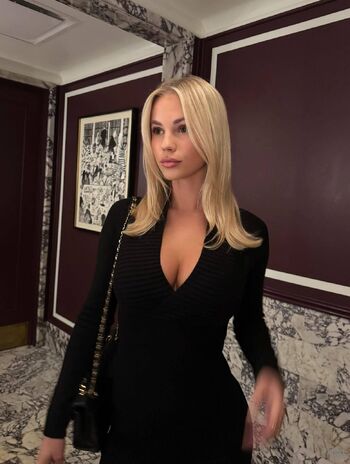 K / ktlordahll nude photo #9