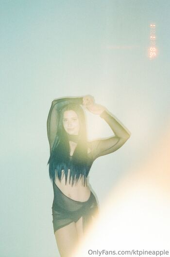 K / ktpineapple nude photo #11