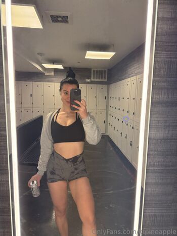 K / ktpineapple nude photo #28