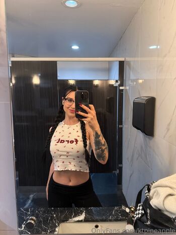 K / ktpineapple nude photo #31