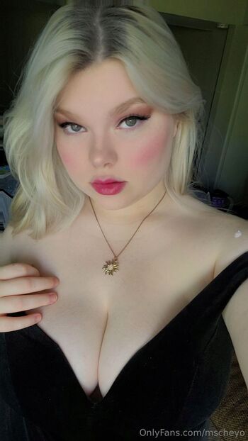 Bunn / kuddlebunni nude photo #30