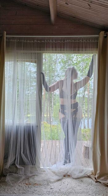 Kuumat puumat ja komeat karju / kuumat_puumat nude photo #4