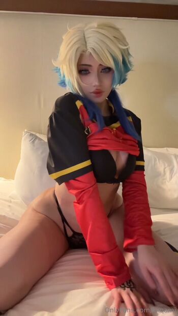 kam / kxqami nude photo #8