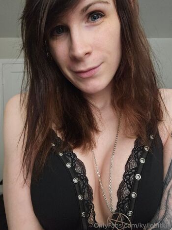 KylieBitki / kyliebitkin nude photo #11