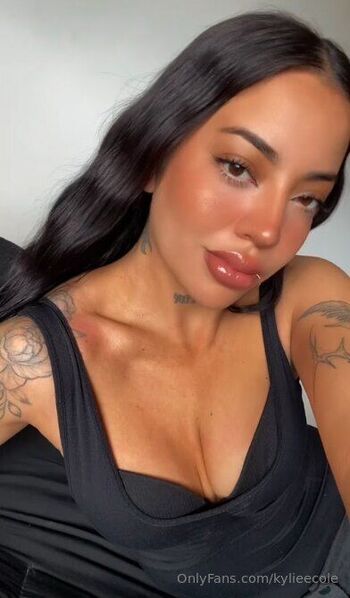 kylie / kylieecole nude photo #4