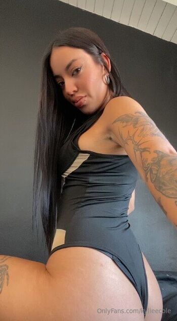 kylie / kylieecole nude photo #10