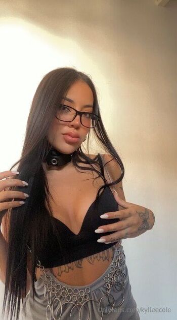 kylie / kylieecole nude photo #11