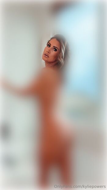 Kylie Power / kyliepowers / msktliepowers_xo nude photo #6