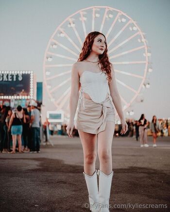 Kylie Screams / kyliescreams nude photo #39