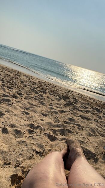 Kyr / kyra_0704 nude photo #5