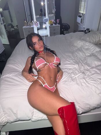 OnlyFans / laalarose nude photo #6