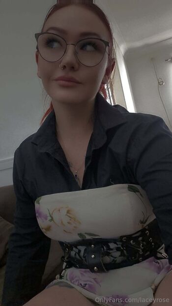 laceyros / laceyrose / misslaceyrosexx nude photo #3