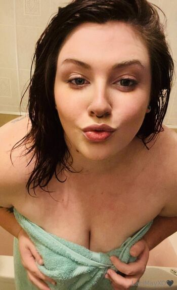 Ur Favv MLF / lacimayxo nude photo #11