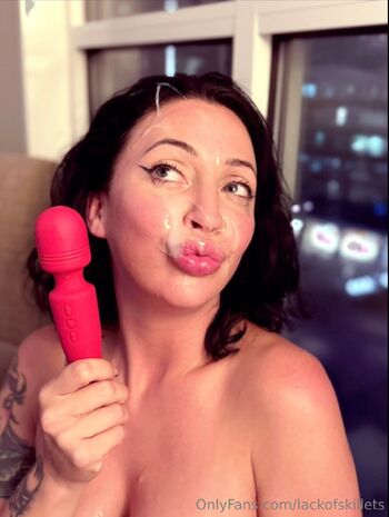 𝕷𝖆𝖈𝖐𝖔𝖋𝖘𝖐𝖎𝖑𝖑𝖊𝖙 / lackofskillets / skilletsxx nude photo #34