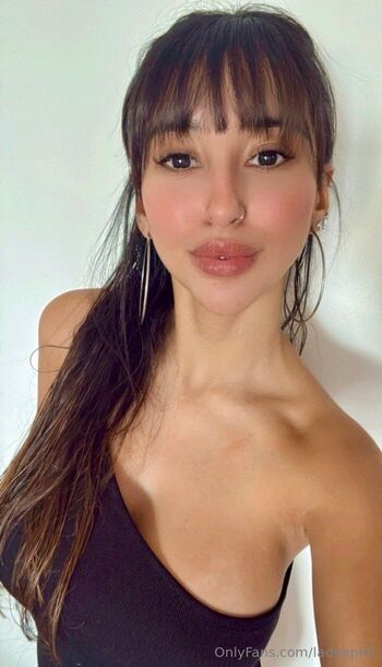 Aprill / ladyaprill / florenc36704575 nude photo #1