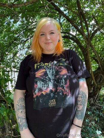 Lady Icaru / ladyicarus / mladyicarus / bumpingnasties / theladyicarus nude photo #2