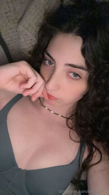 Kat / ladykate7 nude photo #8