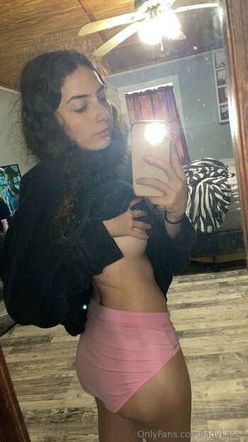Kat / ladykate7 nude photo #11