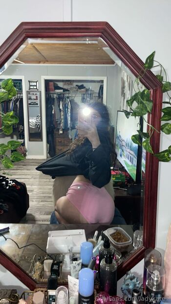 Kat / ladykate7 nude photo #12